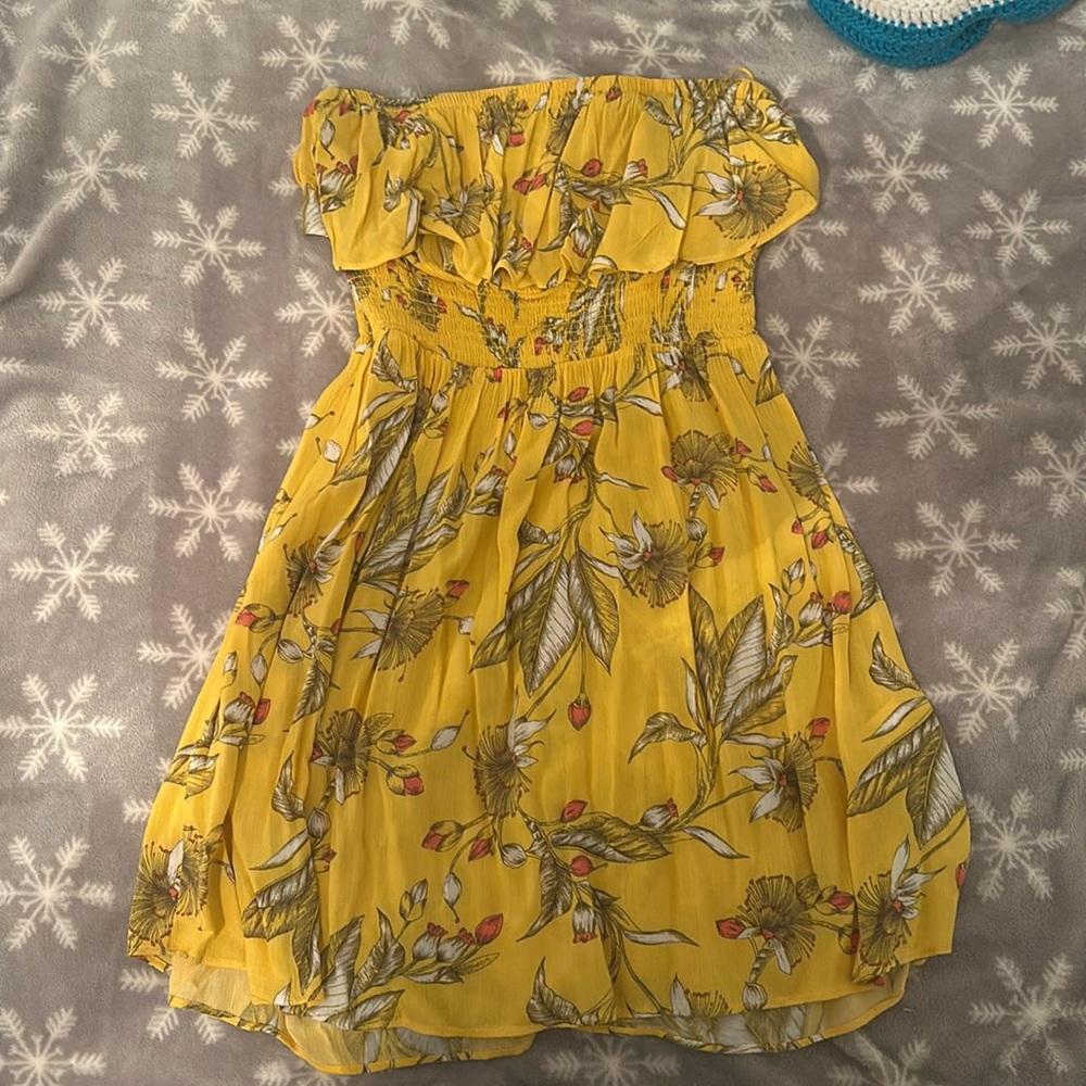 Strapless dress